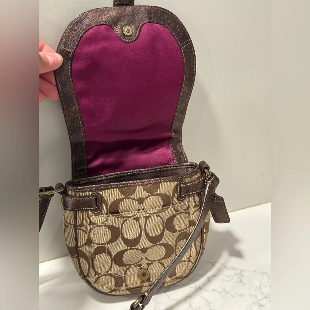 Coach Signature Brown and Tan Vintage Y2K Crossbody Bag - Picture 9 of 11